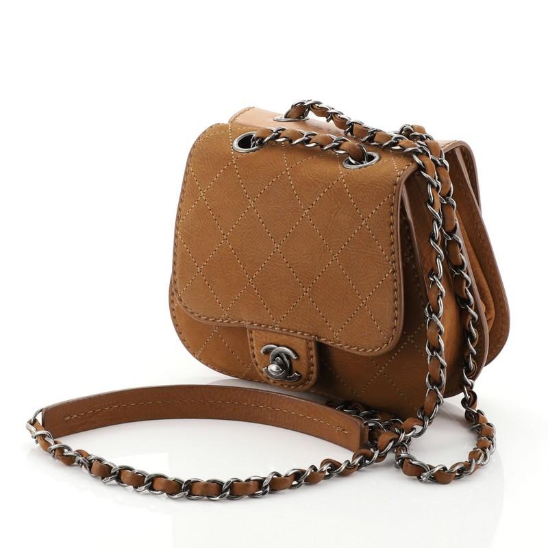 Chanel Coco Twin Flap Bag Gestepptes Nubukleder Klein im Zustand „Gut“ in NY, NY