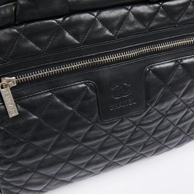 Chanel Cocoon black Leather Bag 5