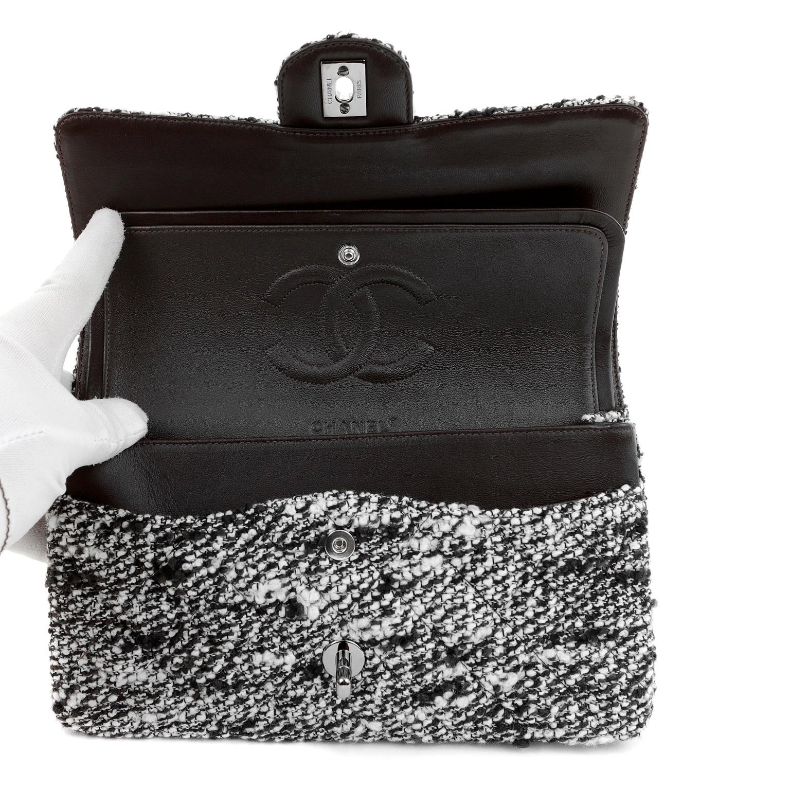 Chanel Coffee Tweed Medium Classic Flap For Sale 1