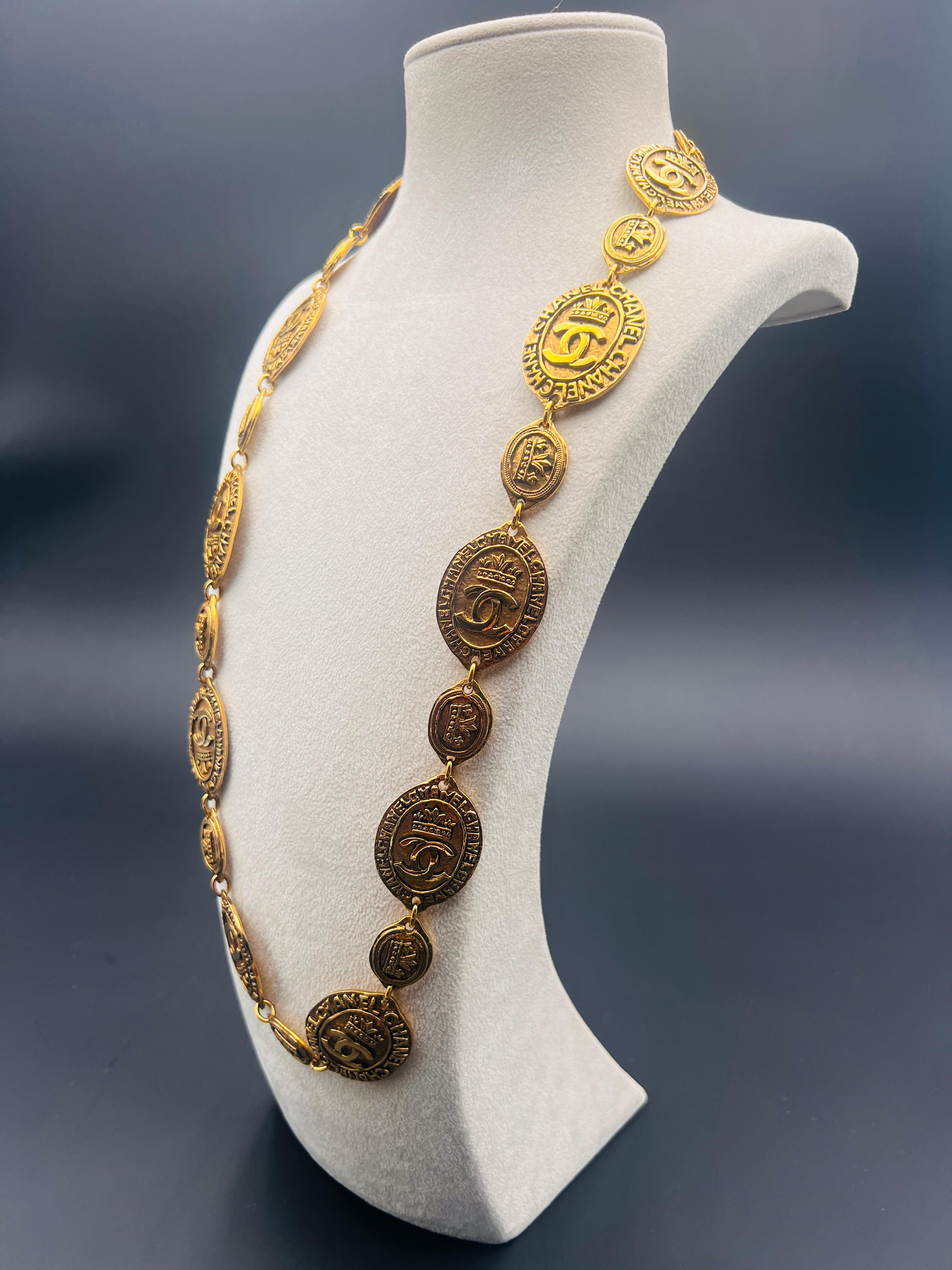 Chanel Collana Coin crown sautoir 1980 Parigi in vendita 1