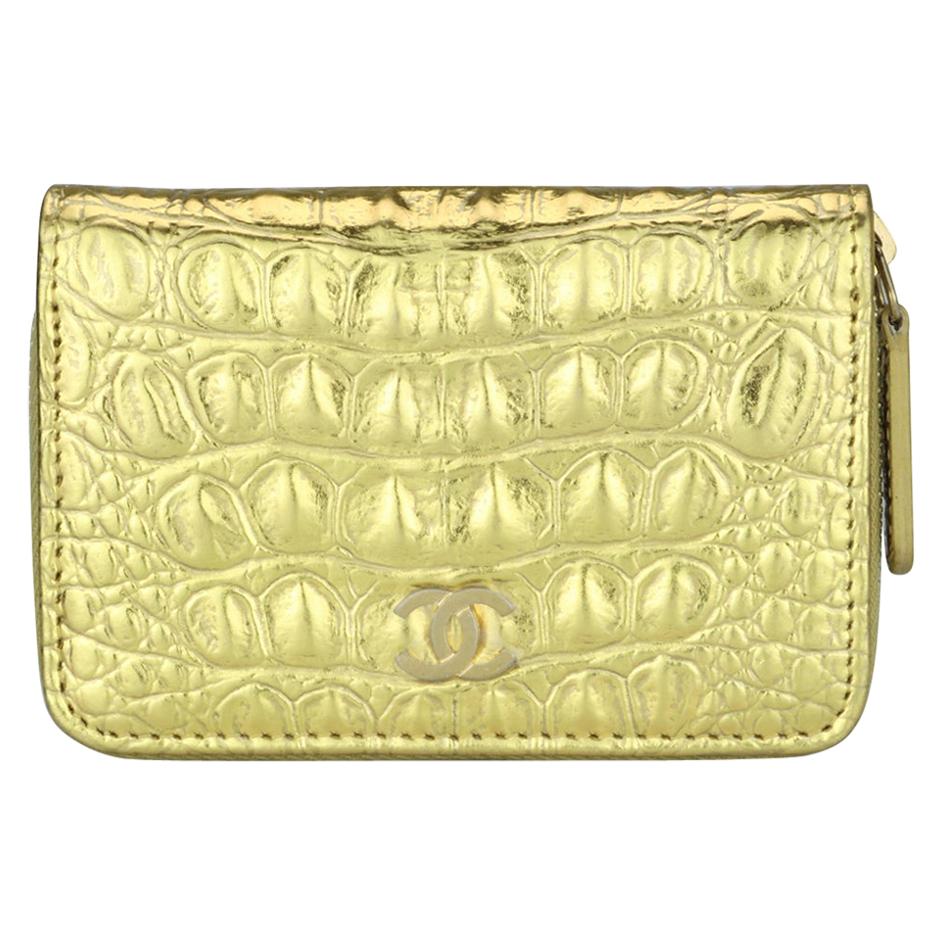 CHANEL Coin Purse Metallic Gold Crocodile Embossed with Gold Hardware 2019