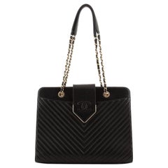 Chanel Kragen und Krawatte Tote Chevron Schafsfell Medium