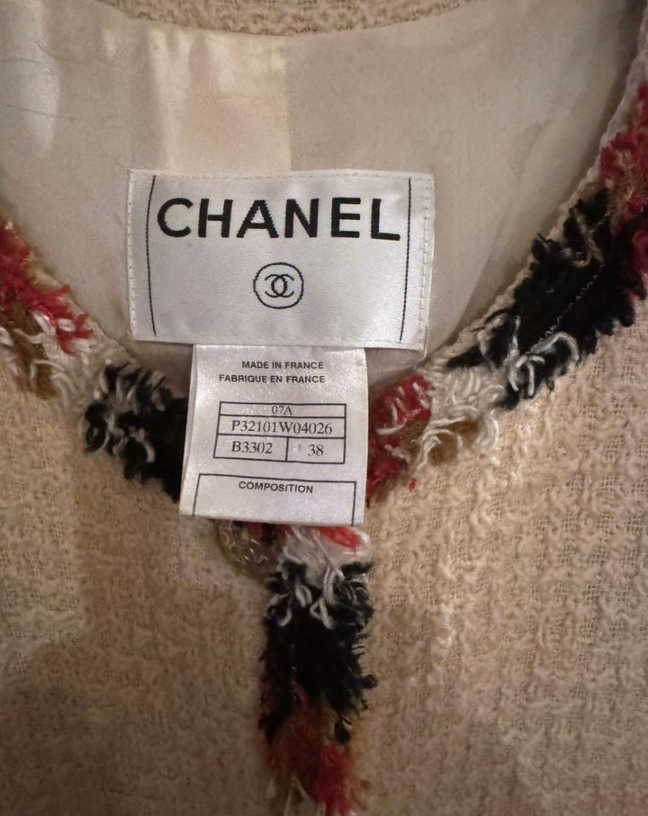 Chanel Collectible 2007 Fall Ecru Tweed Jacket 38 FR For Sale 6