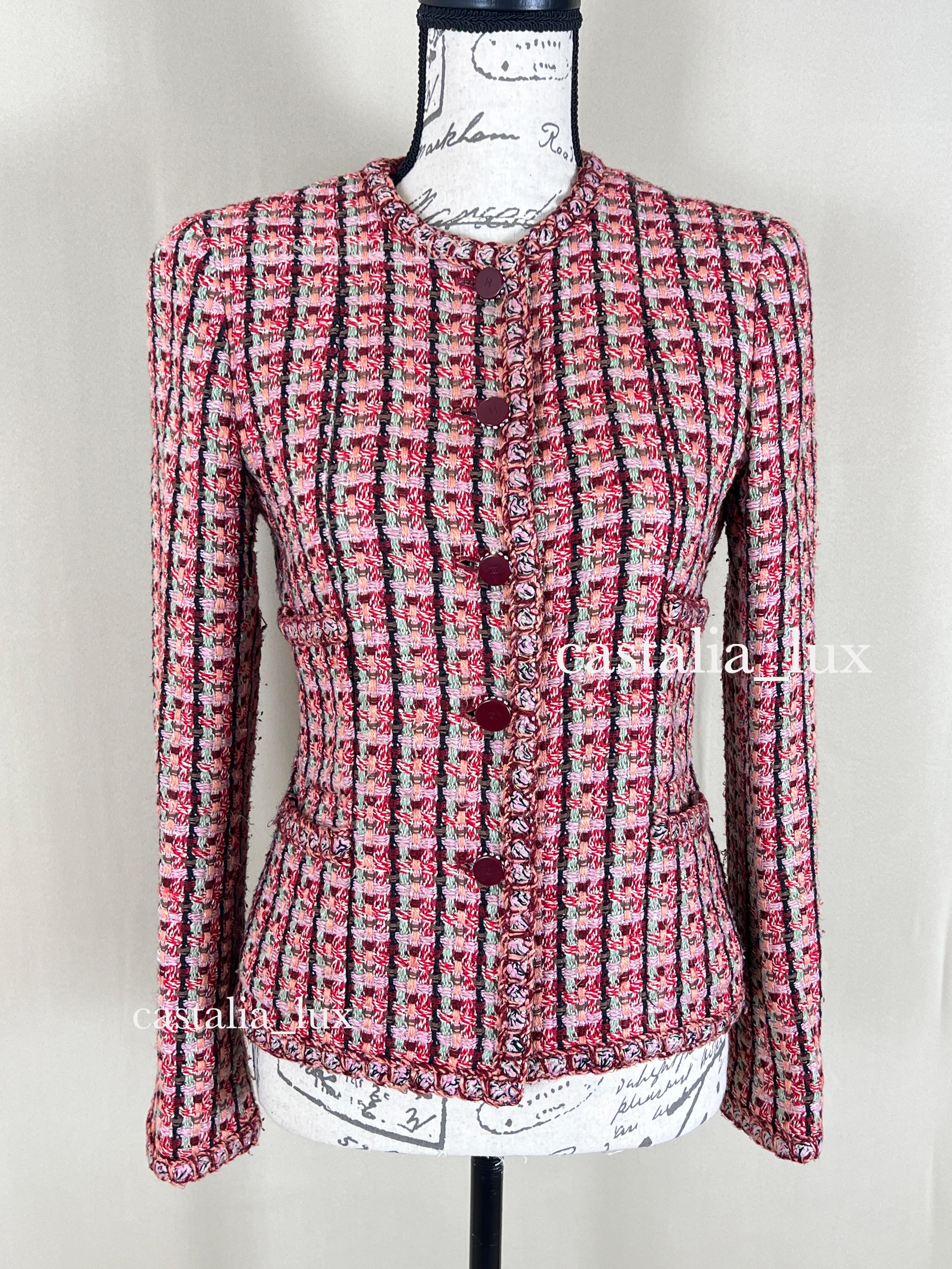 Chanel Collectible 4-Pockets Tweed Jacket For Sale 4