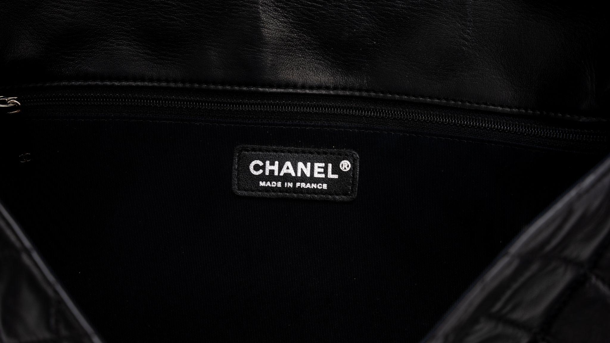 Chanel Collectible Black Hula Hoop Bag For Sale 1