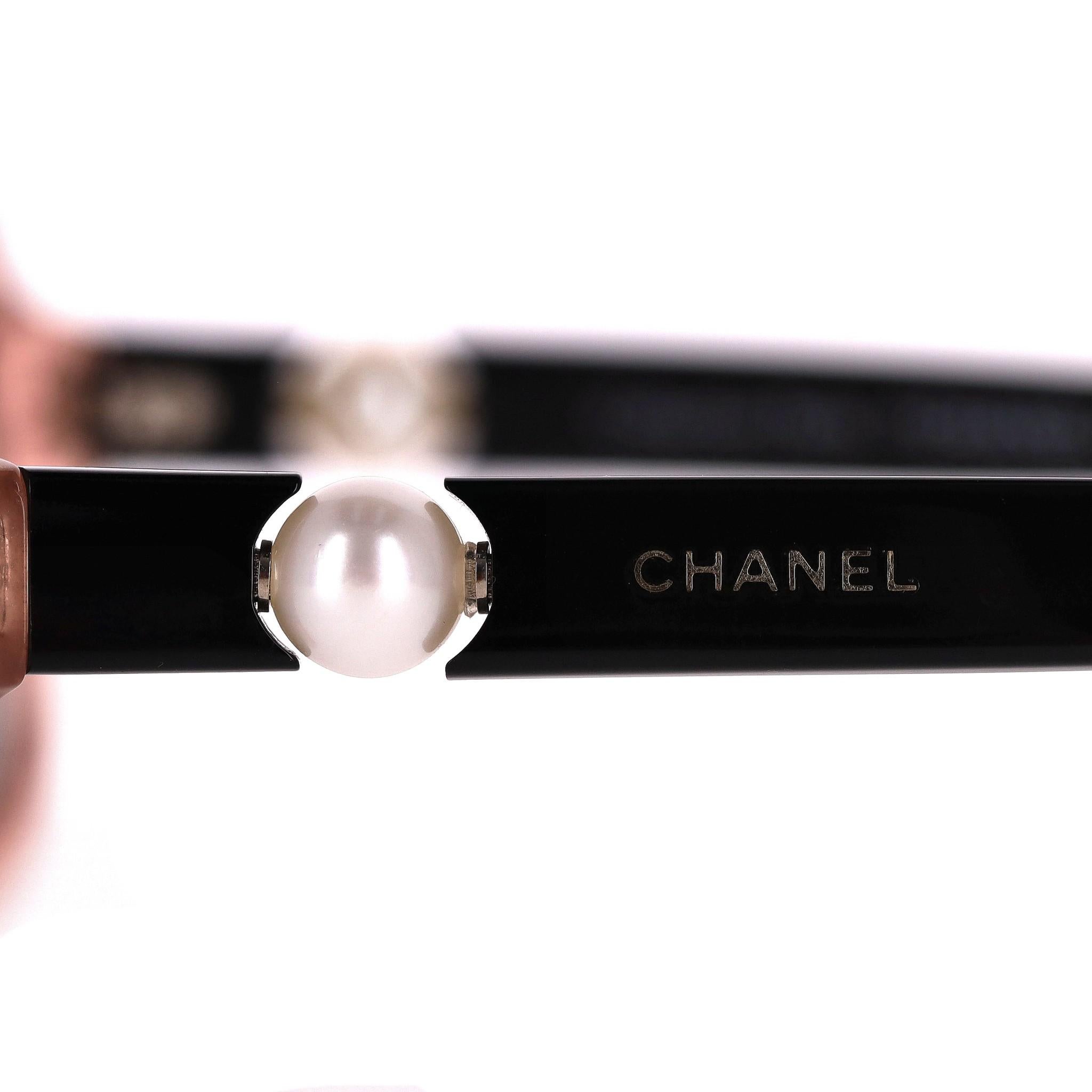 Chanel 'Collection Perle' Square Sunglasses In Excellent Condition In London, GB