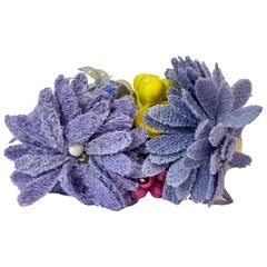 CHANEL Pulsera Flor Coleccionista En Metal Dorado Y Tejido
