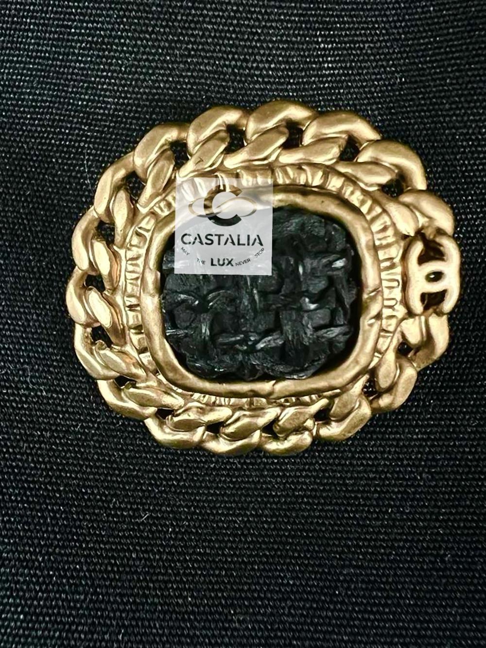 Femenino o masculino Chanel Coleccionistas CC Gripoix Botones Trenca Negra 34 FR en venta