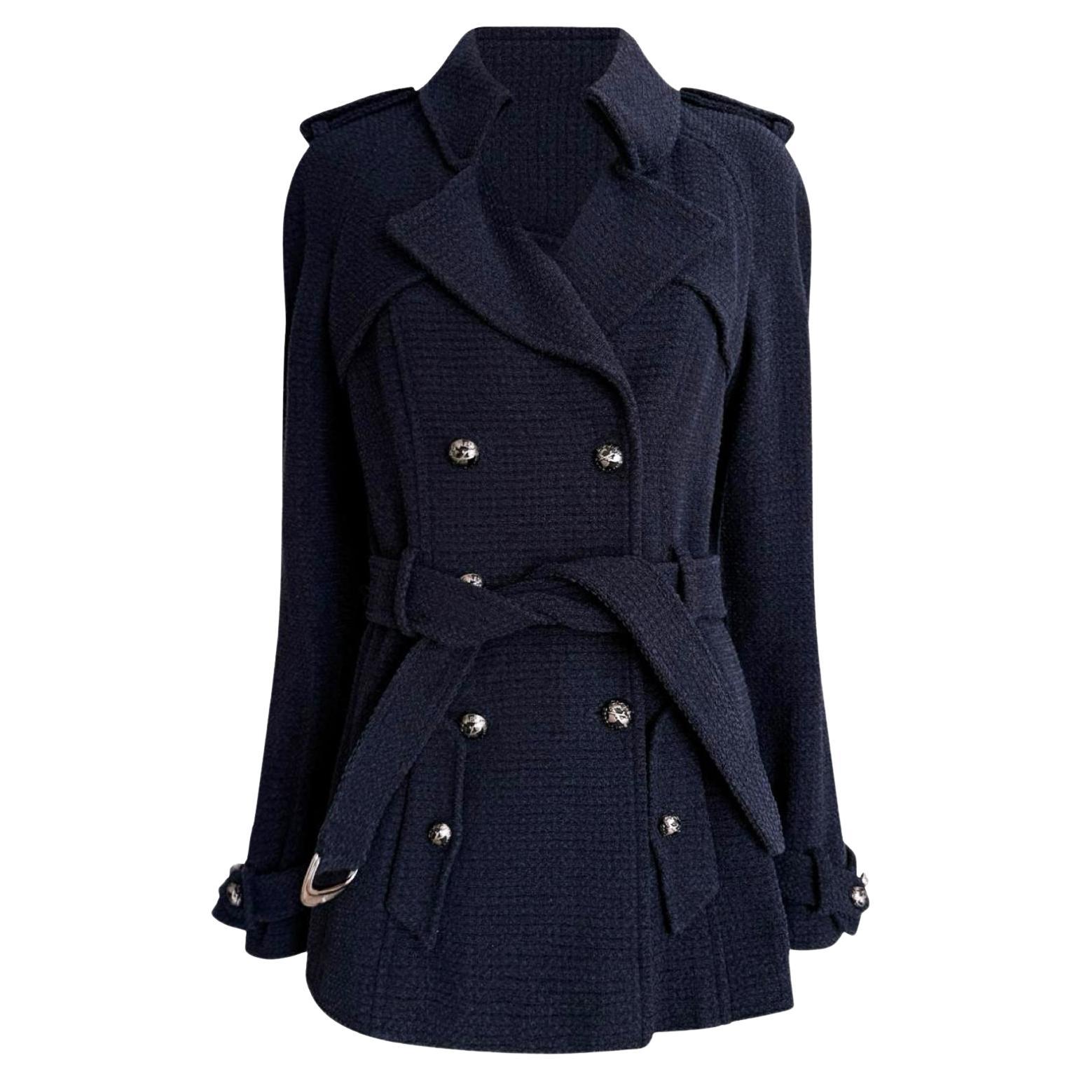 Chanel Collectors CC Plane Buttons Belted Tweed Jacket 38 FR in vendita