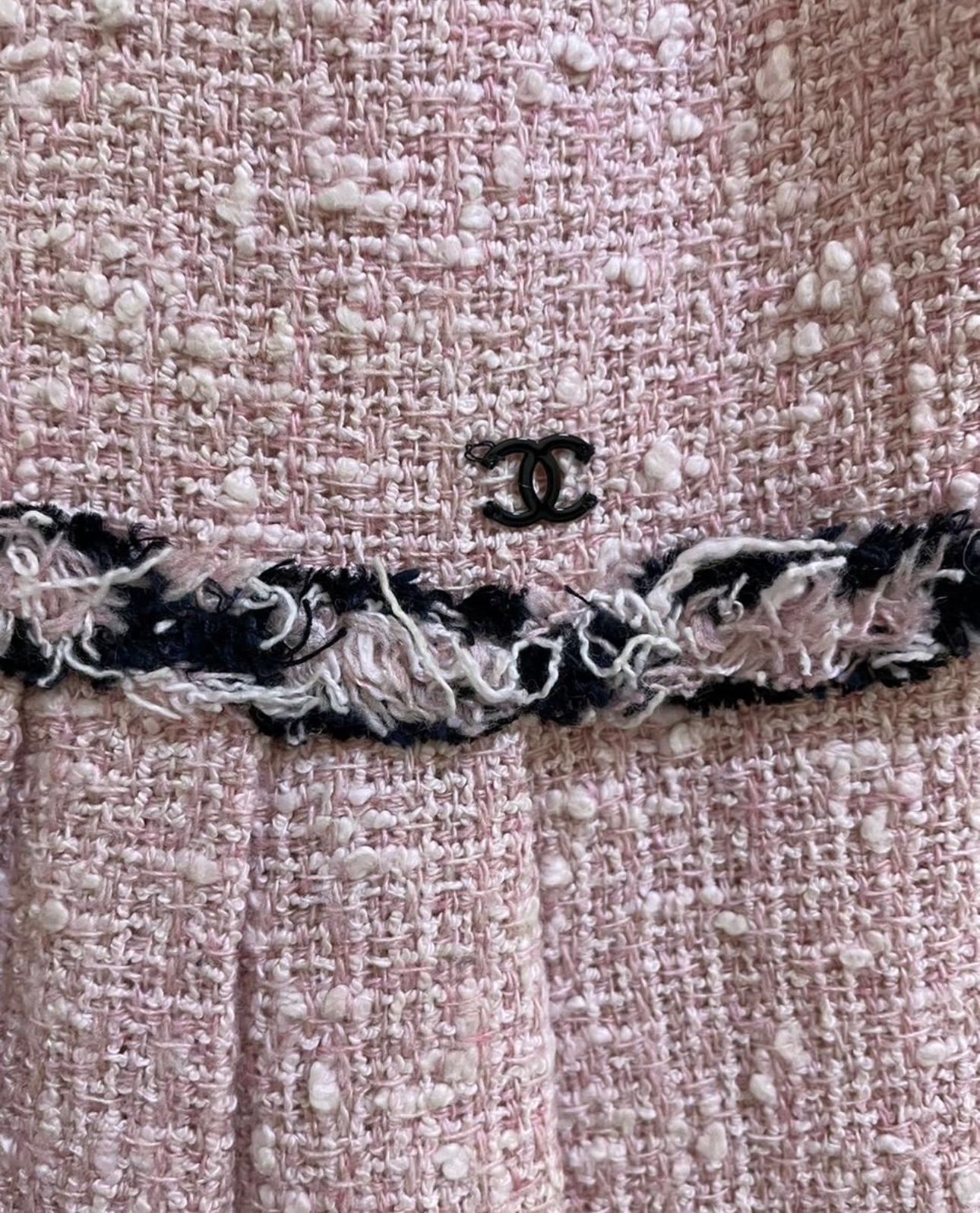 Chanel Collectors Eva Longoria Style Tweed Dress For Sale 9