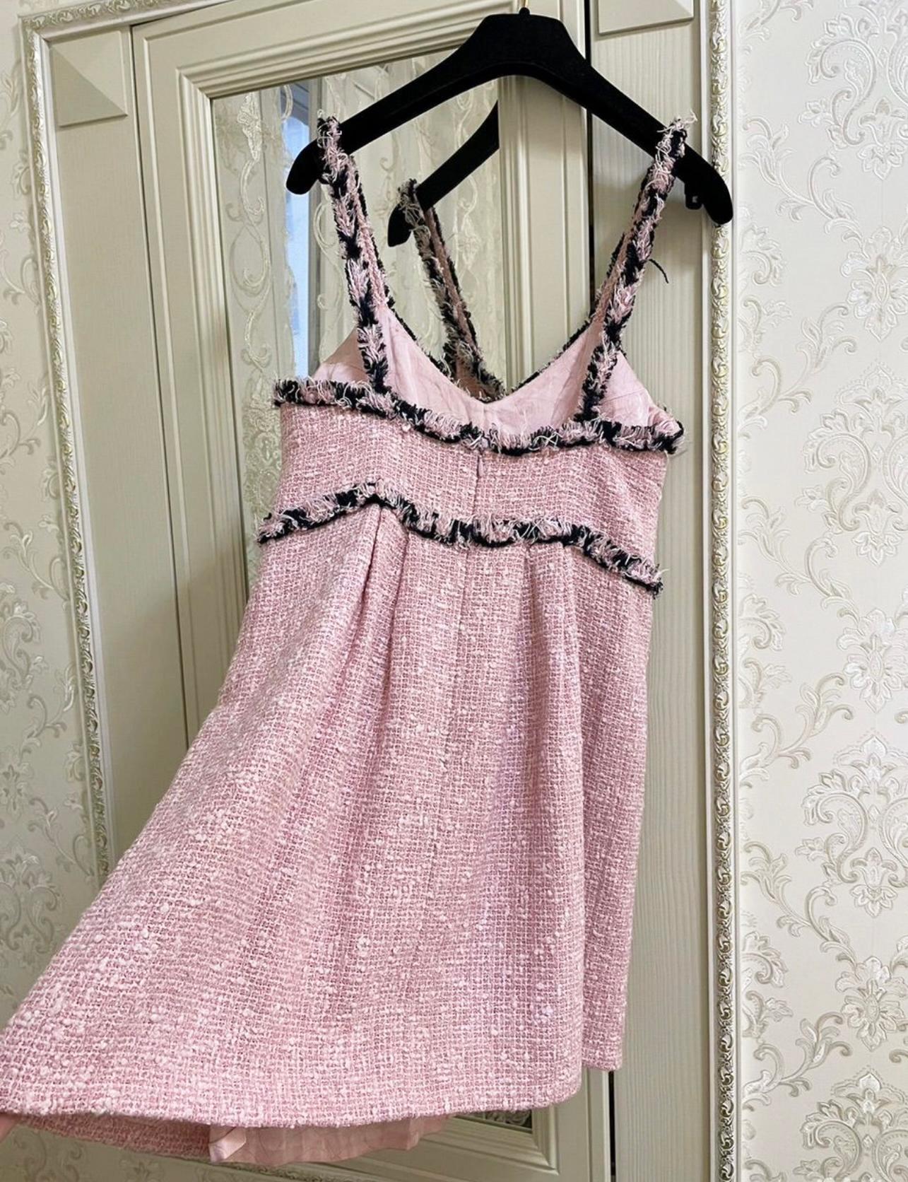 Chanel Collectors Eva Longoria Style Tweed Dress For Sale 10