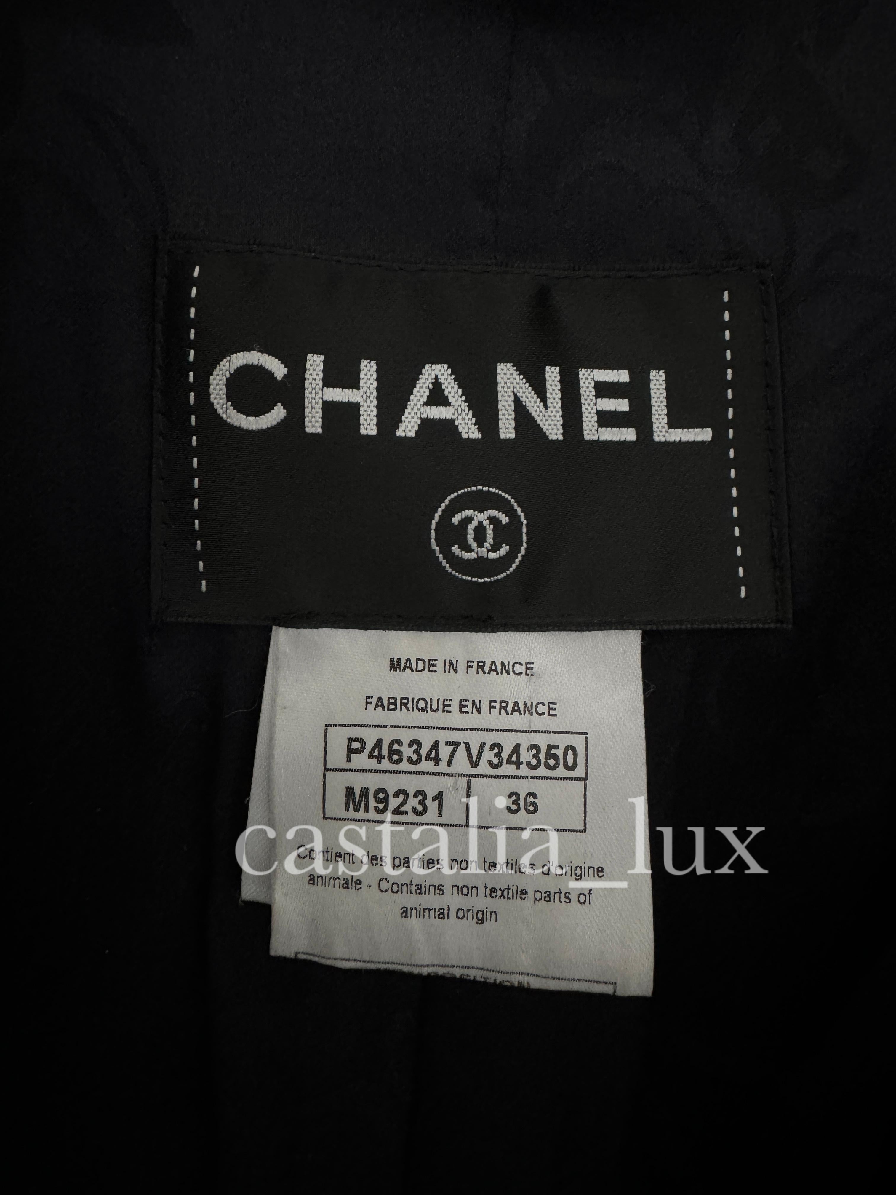 Chanel Sammler Paris / Edinburgh Gripoix Buttons Tweed-Mantel mit Knöpfen  im Angebot 10