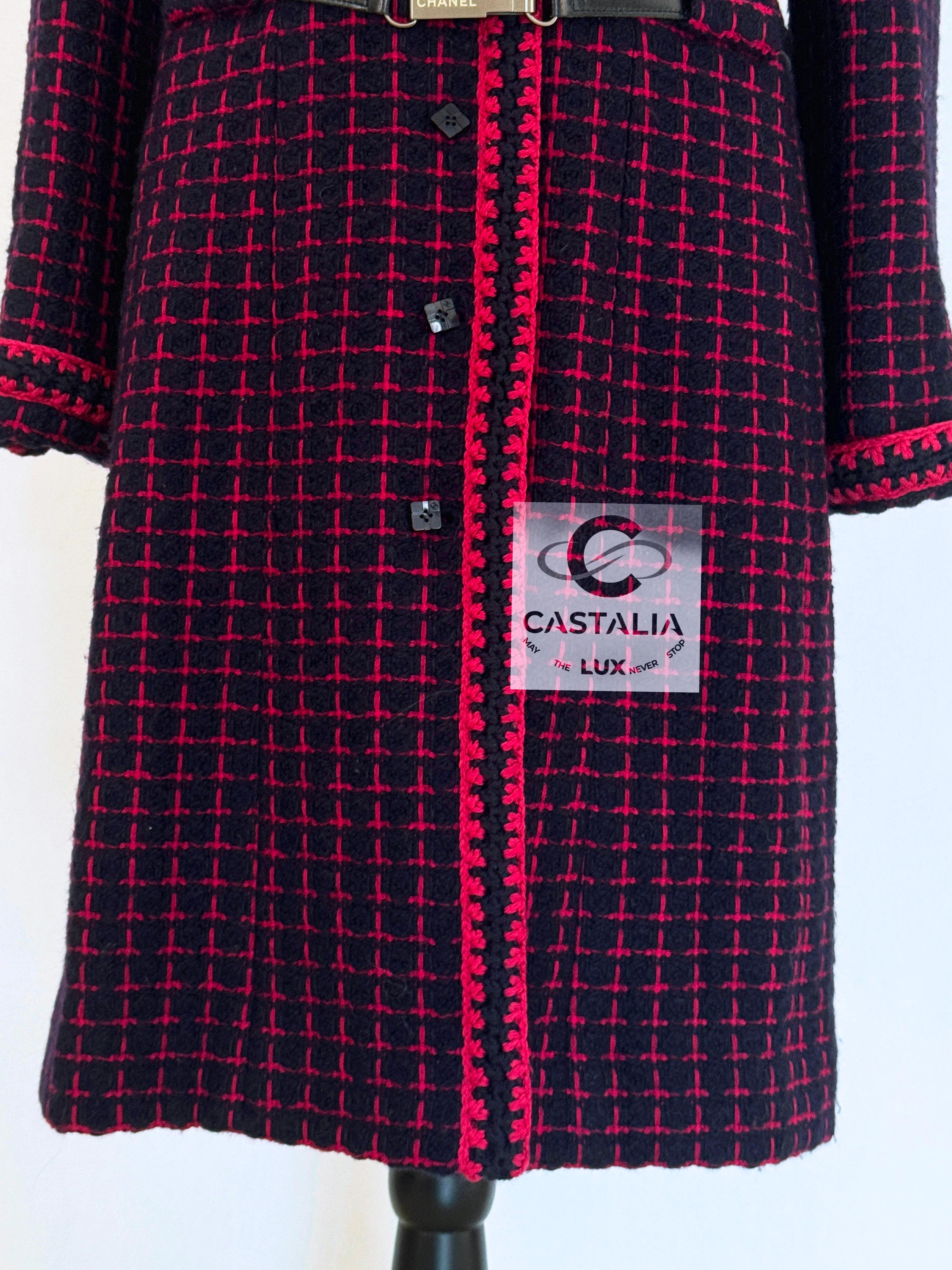 Chanel Collectors Vintage Tweed Coat with Logo Belt For Sale 5