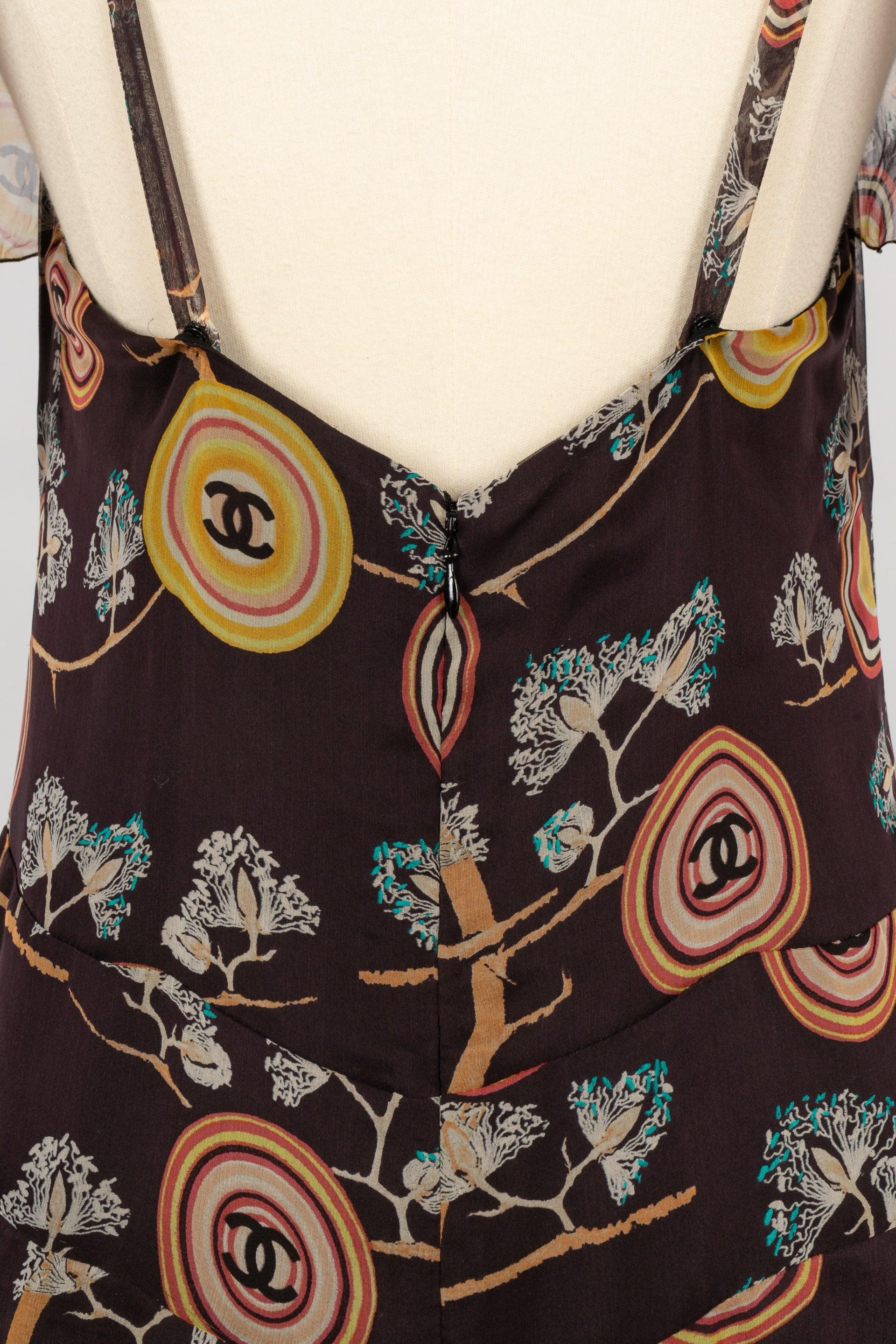 Chanel Buntes gemustertes Seidenkleid mit Muster Sommer, 2001 Damen im Angebot