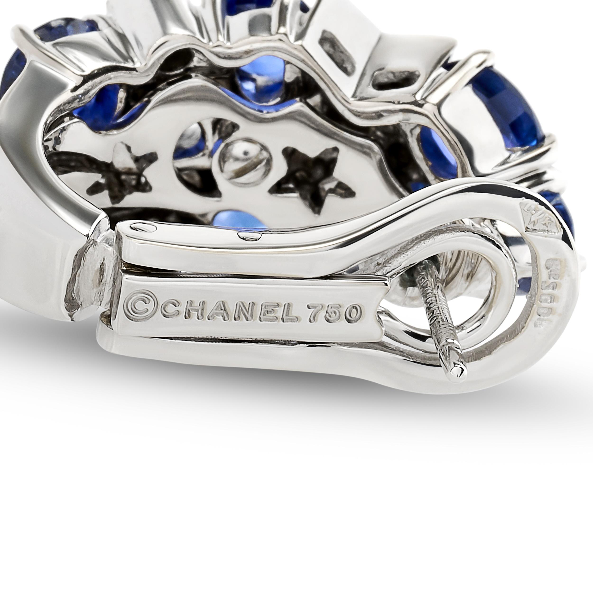 Orecchini Chanel Comete in oro bianco 18 carati con zaffiro e stelle di diamante In condizioni buone in vendita a Philadelphia, PA