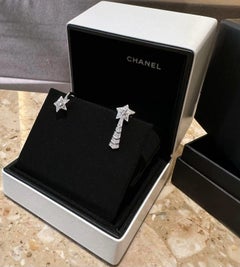 Chanel Comète Diamond Earrings in 18k White Gold, Asymmetrical Design