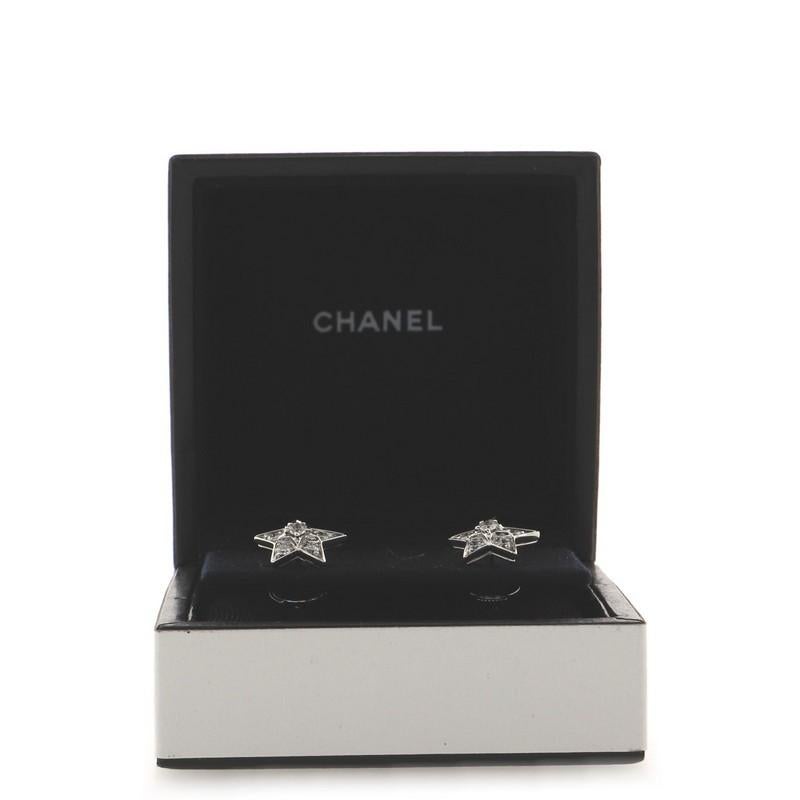 Condition: Great. Minor wear throughout.
Accessories: No Accessories
Measurements: Height/Length: 10.30 mm, Width: 10.30 mm
Designer: Chanel
Model: Comete Geode Star Stud Earrings 18K White Gold with Diamonds Small
Exterior Color: Silver, White