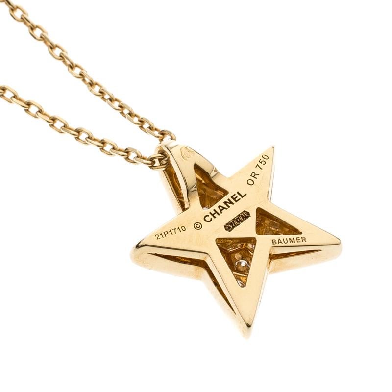 Chanel Comete Star Diamond And Yellow Gold Pendant Necklace In Good Condition In Dubai, Al Qouz 2
