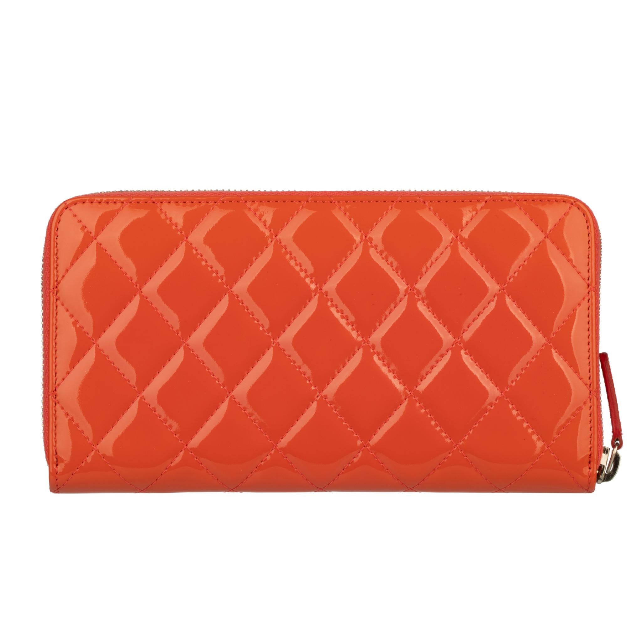Women's Chanel Coral Patent Leather Zip-Around Wallet For Sale