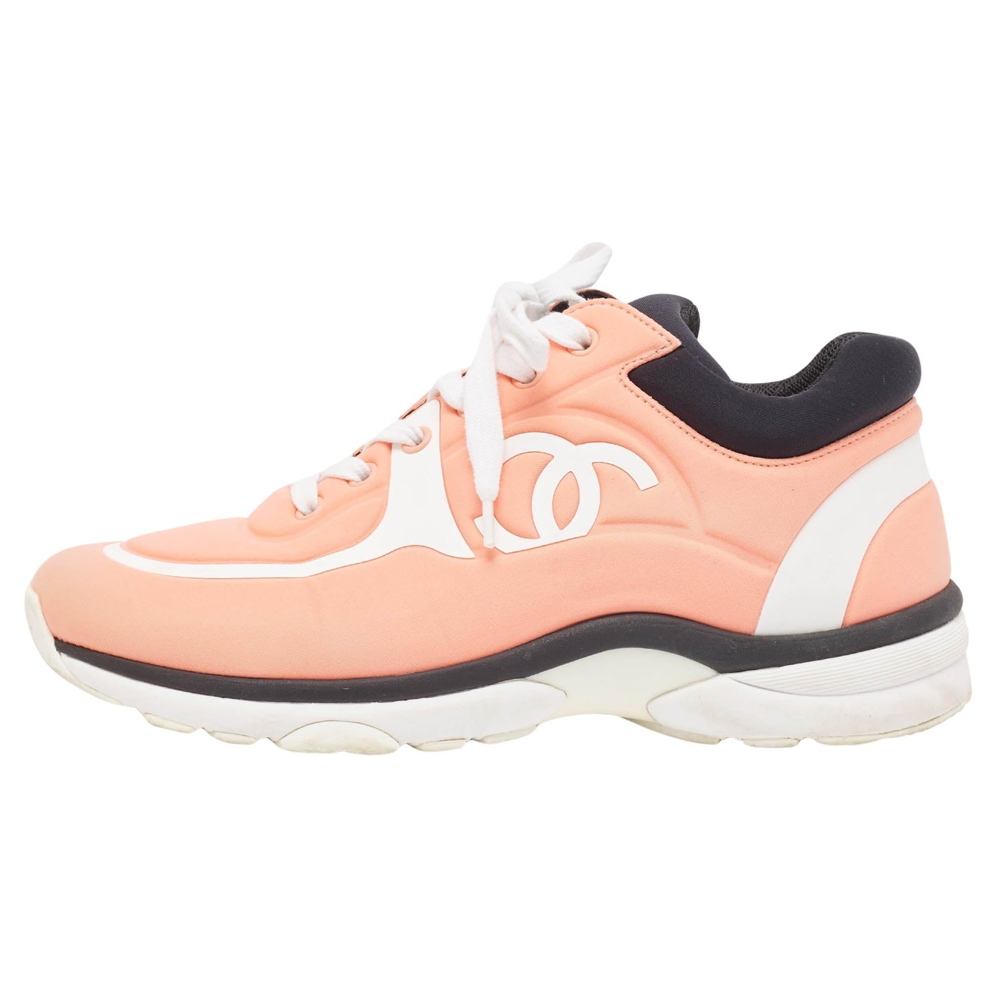 Chanel Coral Pink/White Neoprene CC Low Top Sneakers Size 37.5 For Sale