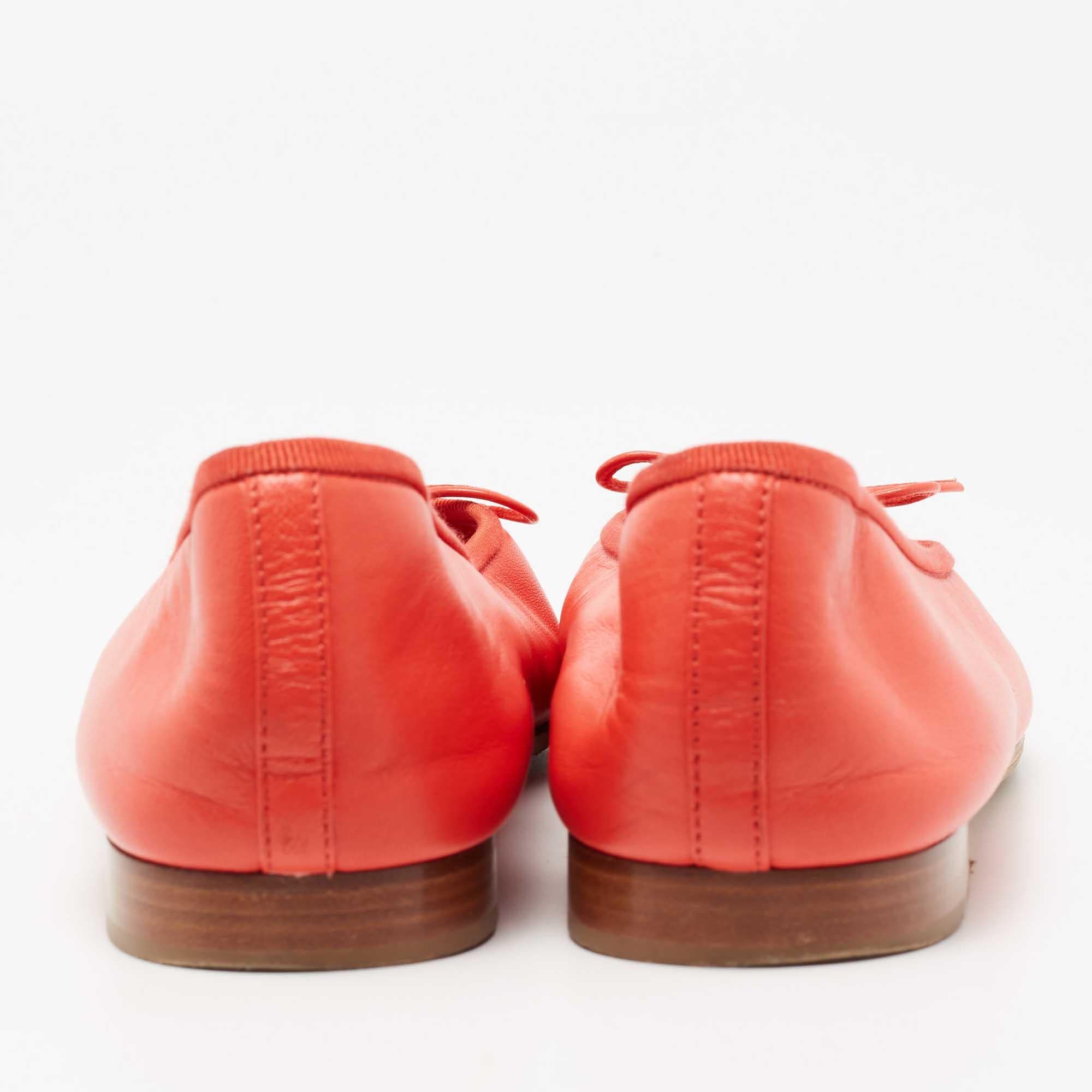 Women's Chanel Coral Red Leather CC Cap-Toe Bow Ballet Flats Size 40