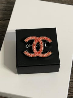 CHANEL Coral Tweed CC Statement Brooch