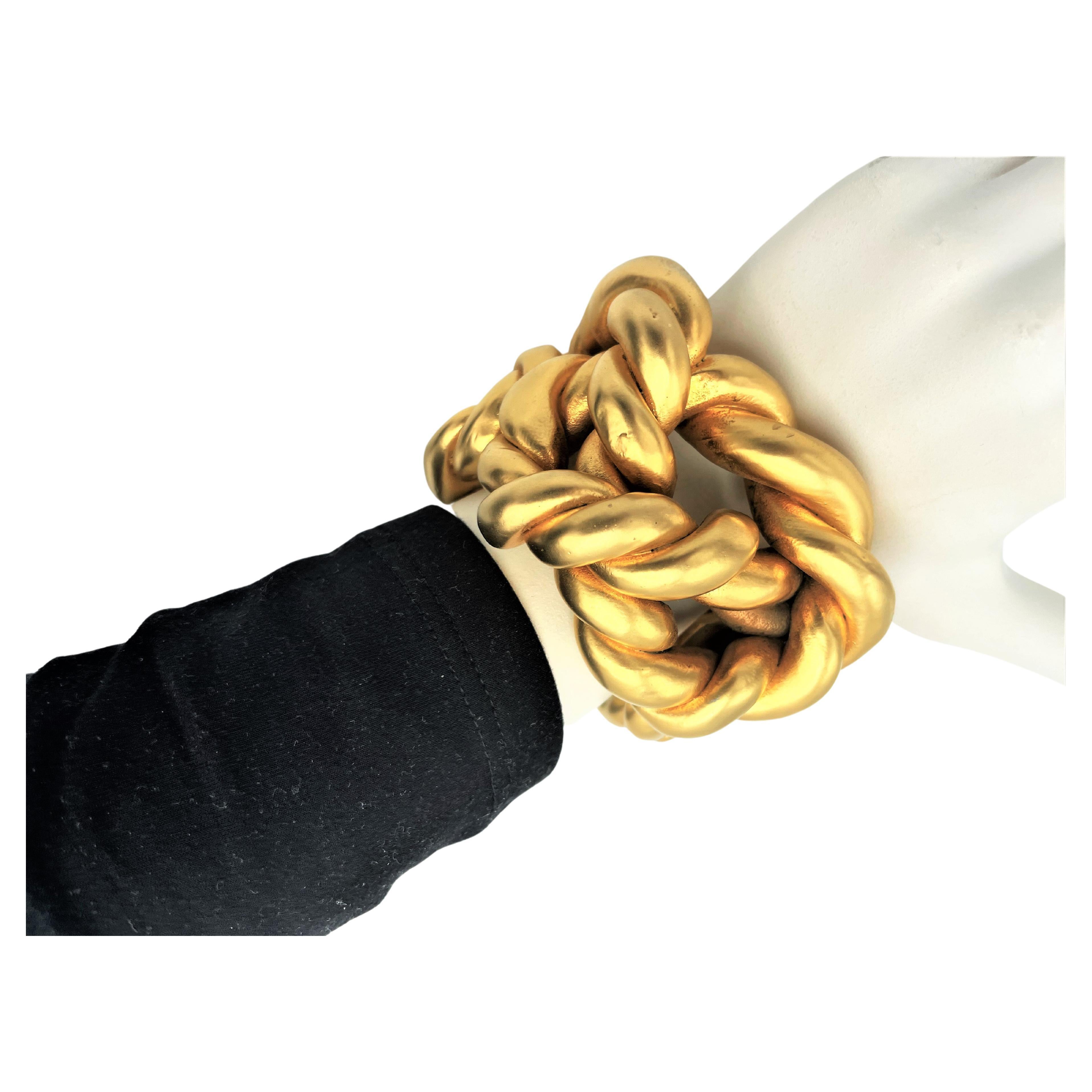 Chanel cord cuff in gold-plated resin by V. de Castellane, unsigned 1980s  For Sale