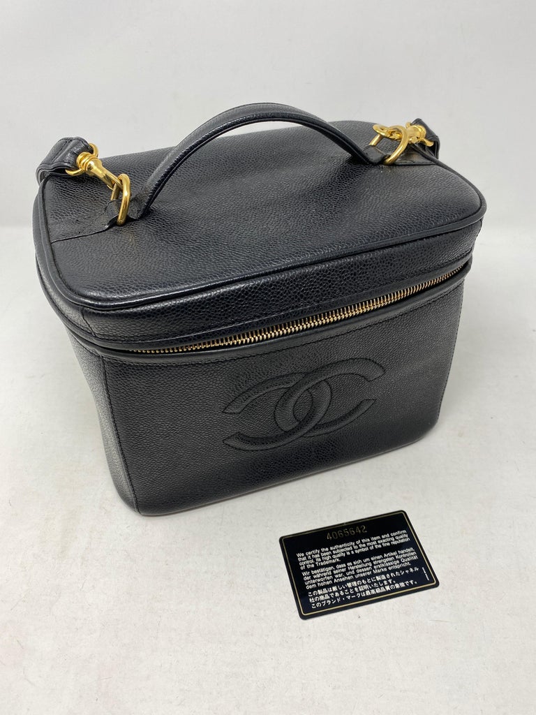 Chanel Cosmetic Case Crossbody Bag at 1stDibs louis vuitton weekender