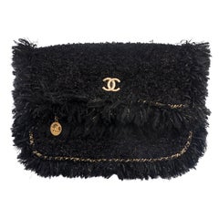 Chanel Cosmopolite Chain Trim Tweed Clutch