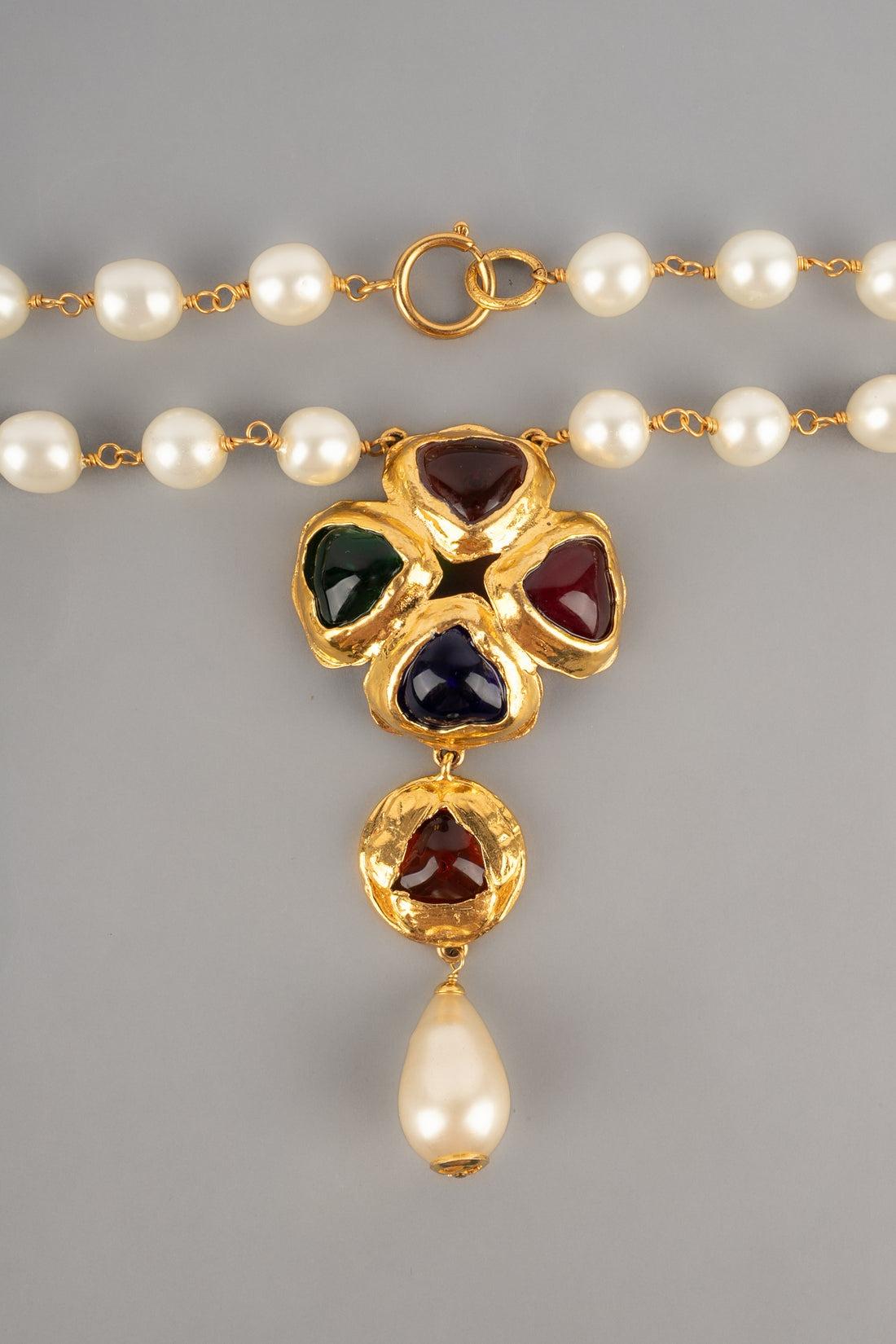 Chanel Costume Pearl Necklace, 1990s In Excellent Condition For Sale In SAINT-OUEN-SUR-SEINE, FR