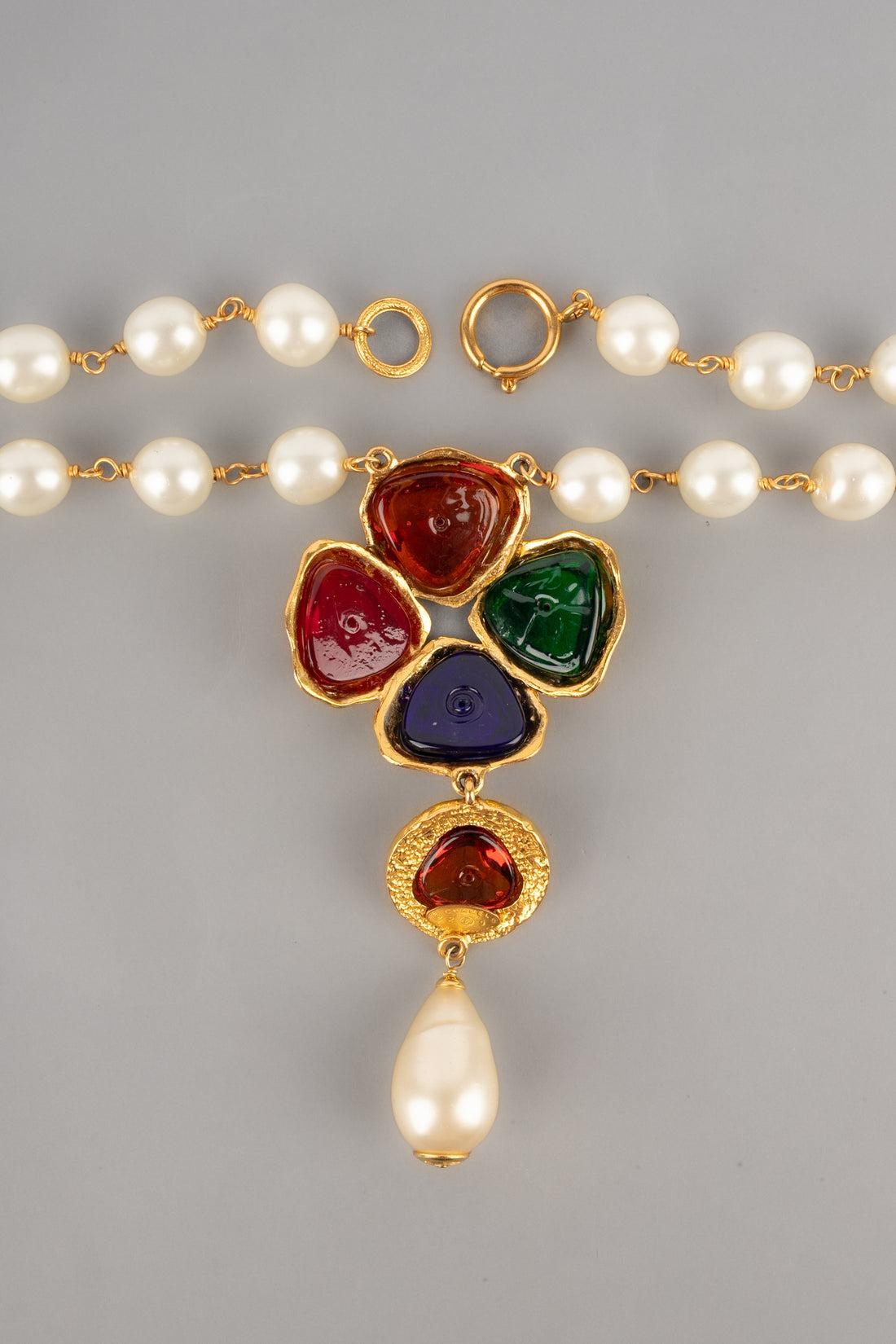 Women's Chanel Costume Pearl Necklace, 1990s For Sale