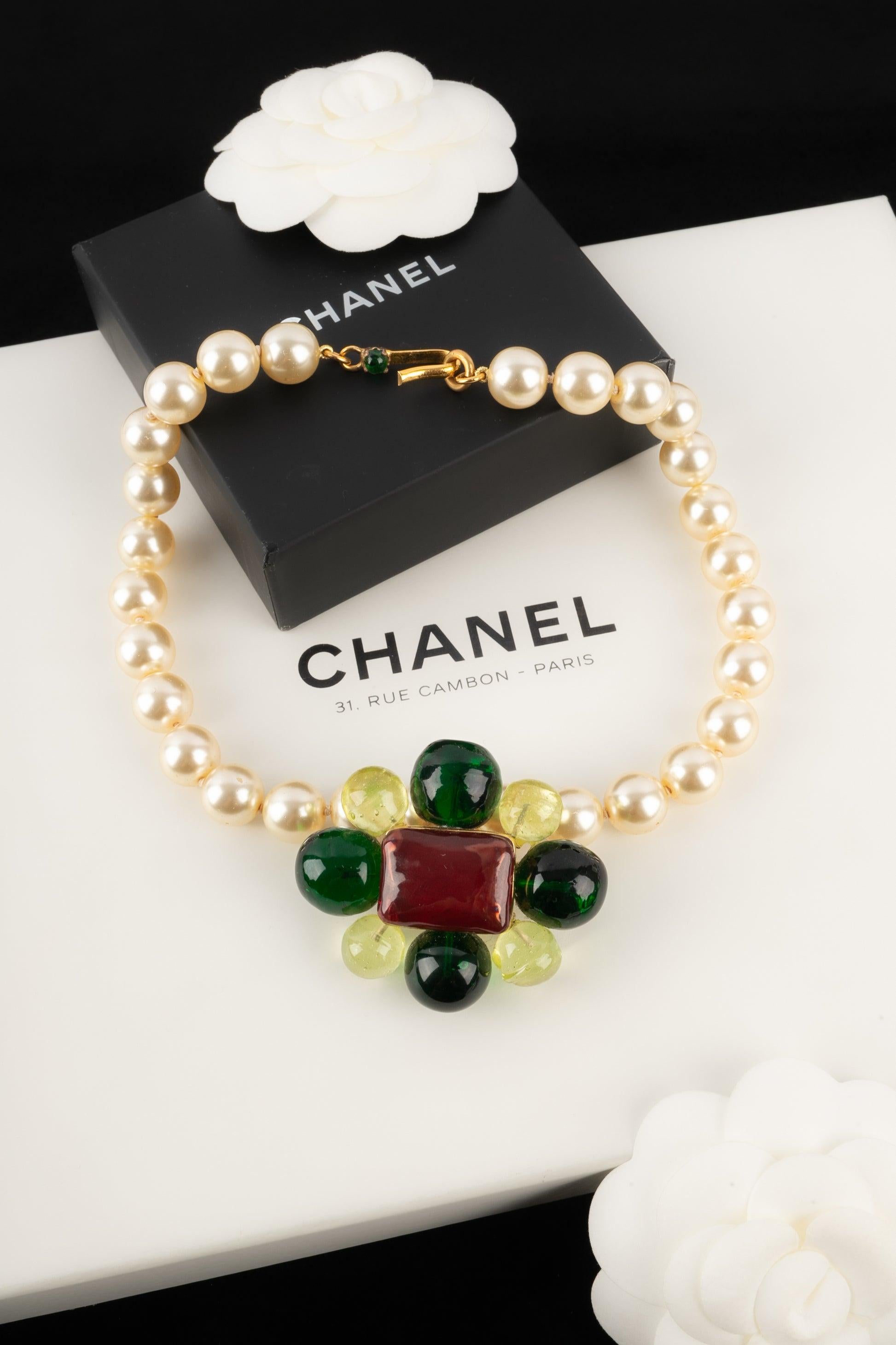 Chanel Costume Pearl Necklace with Brooch Pendant, 1997 6