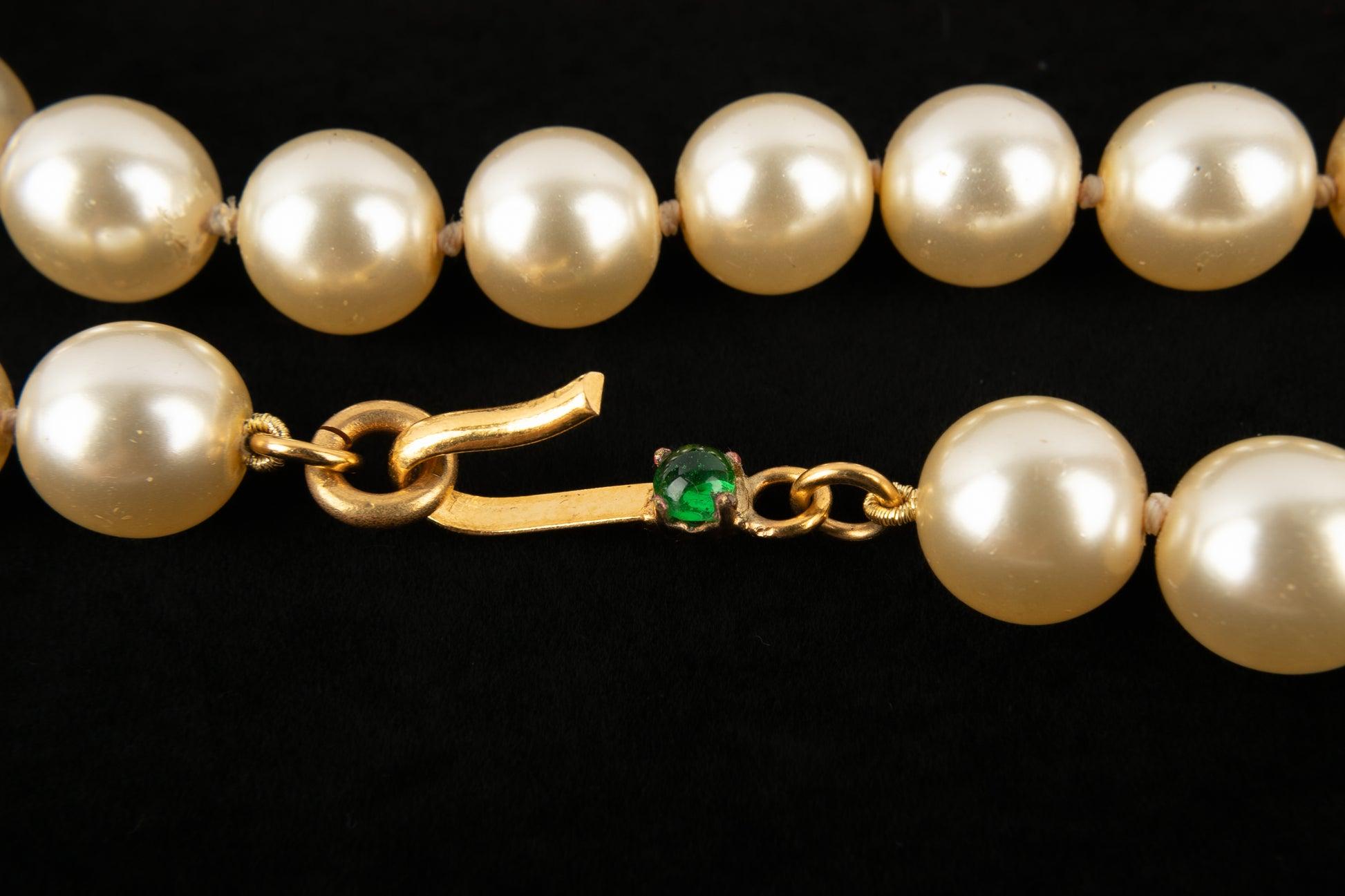 Chanel Costume Pearl Necklace with Brooch Pendant, 1997 4