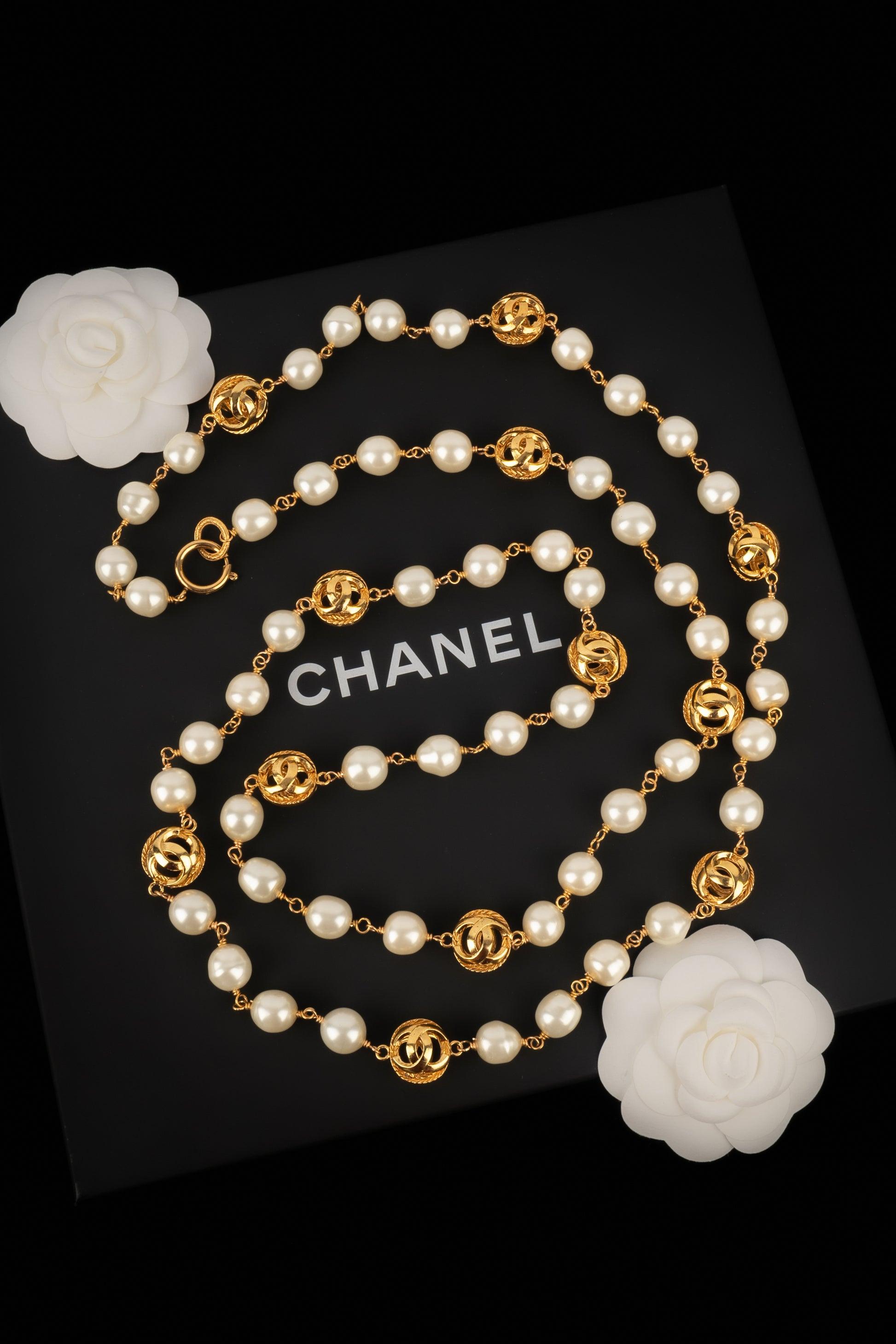 Chanel Costume Pearl Necklace with CC Logos 6