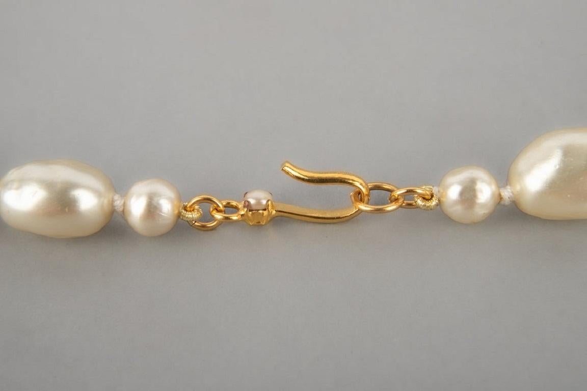 Chanel Costume Pearl Pendant Necklace Spring, 1998 For Sale 3