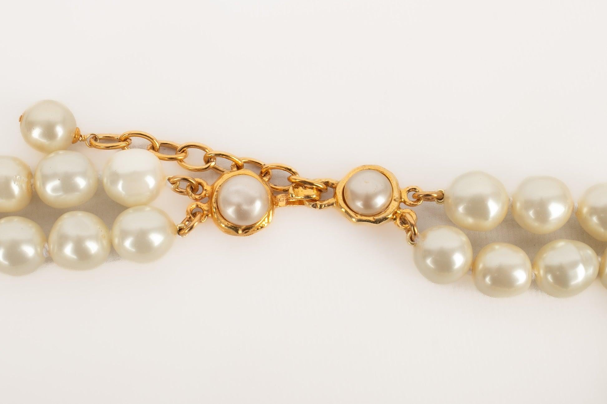 Chanel, collier à deux rangées de perles de costume, années 1990 en vente 1