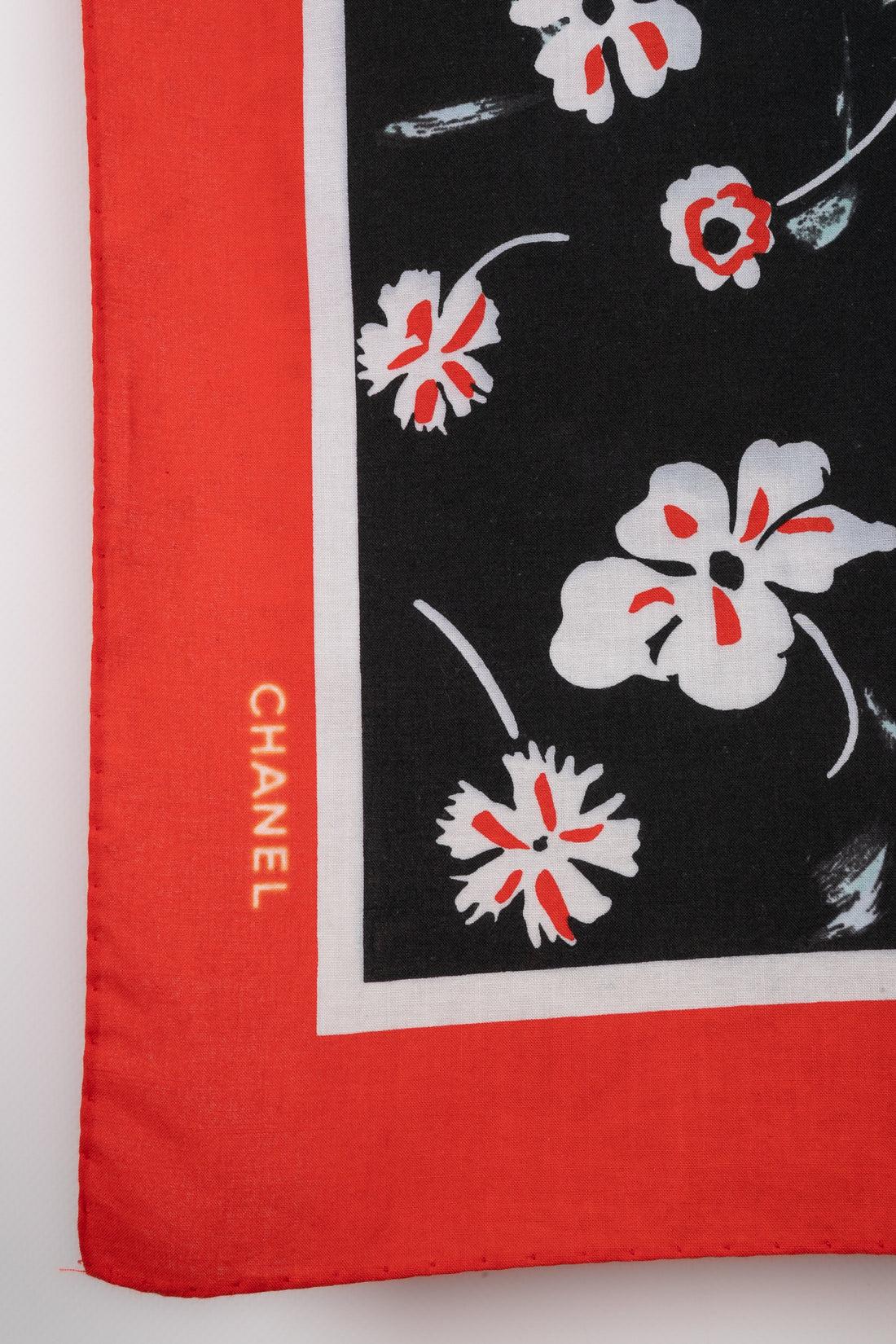 Donna Foulard in cotone Chanel in vendita
