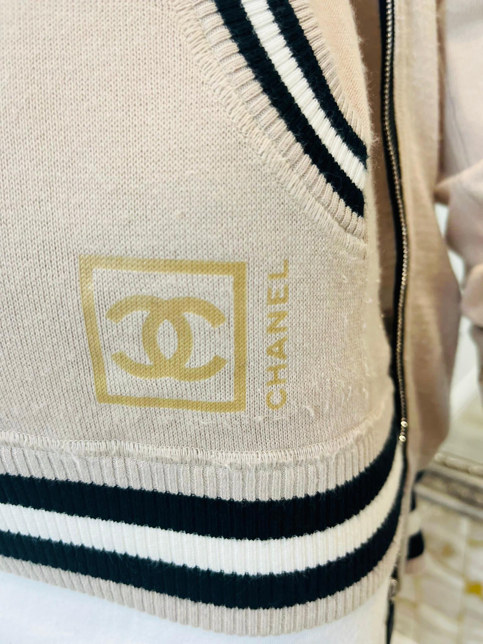 Chanel - Top en coton et sweat à capuche assorti en vente 3