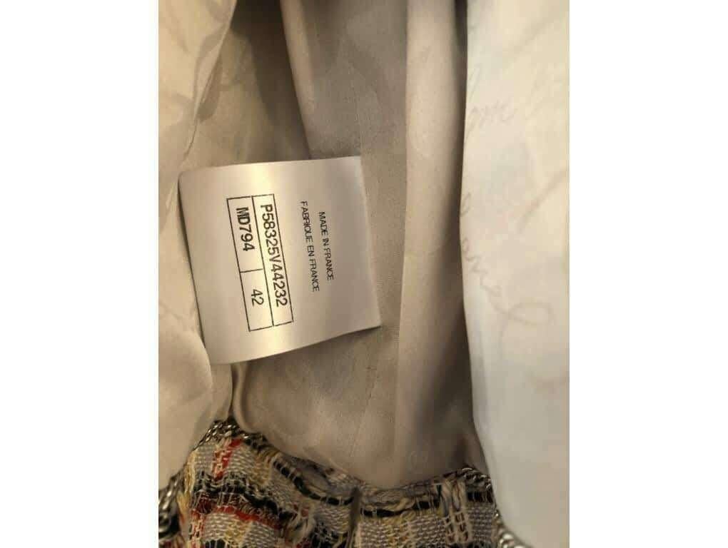 Women's Chanel Cotton Tweed Jacket - Grey Tweed - Excellent condition For Sale
