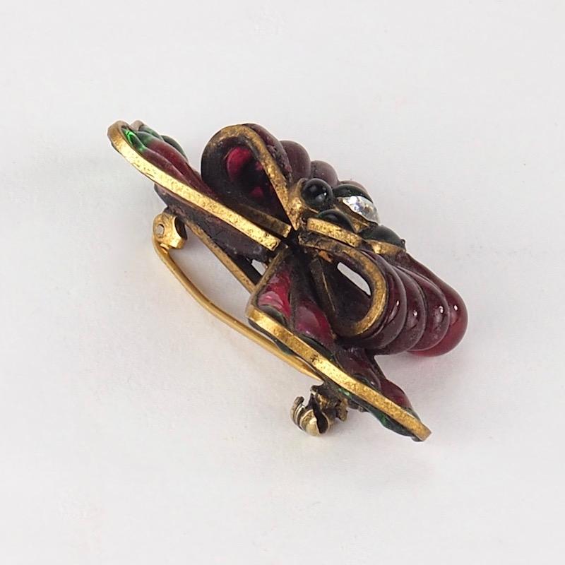 Women's or Men's Chanel Couture Gripoix Poured Glass Bow Brooch For Sale