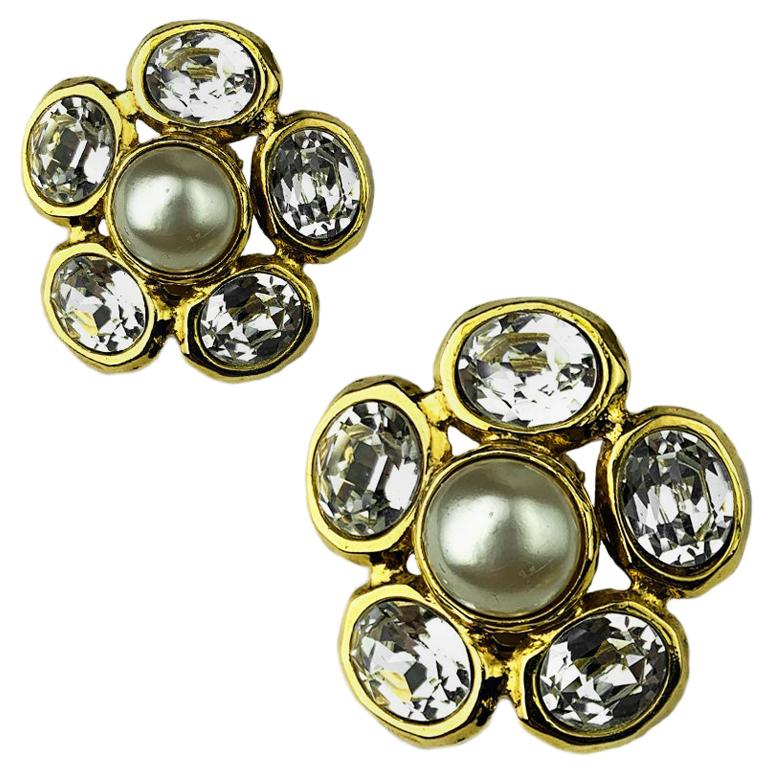 CHANEL Couture Vintage Clip-On Earrings