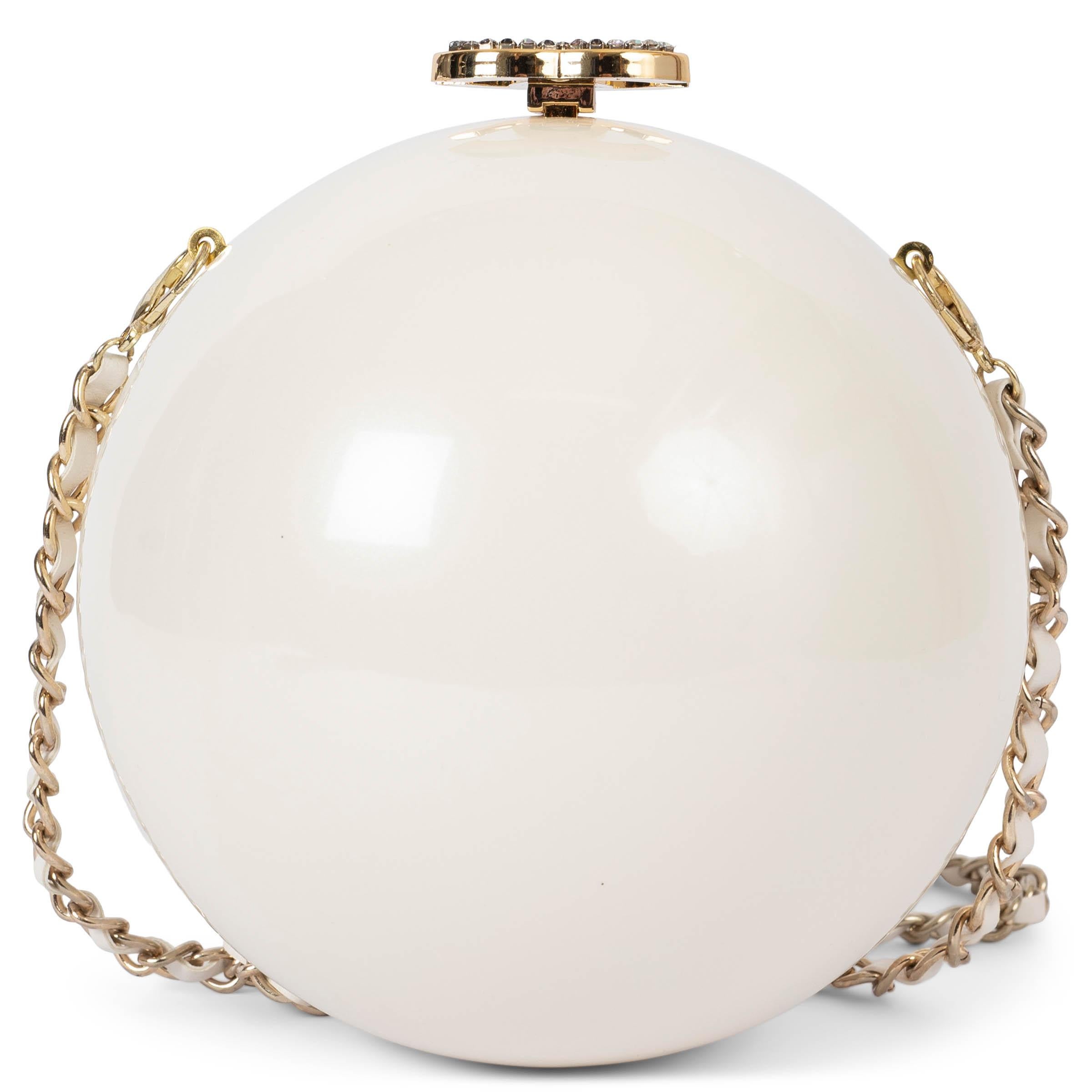 CHANEL cream 2016 PEARL BALL MINAUDIÈRE Shoulder Bag VIP Gift 1