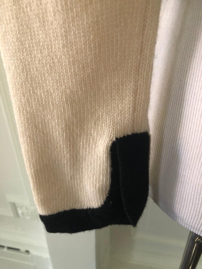 Sweatshirt Chanel Navy size 36 FR in Cotton - 29335899