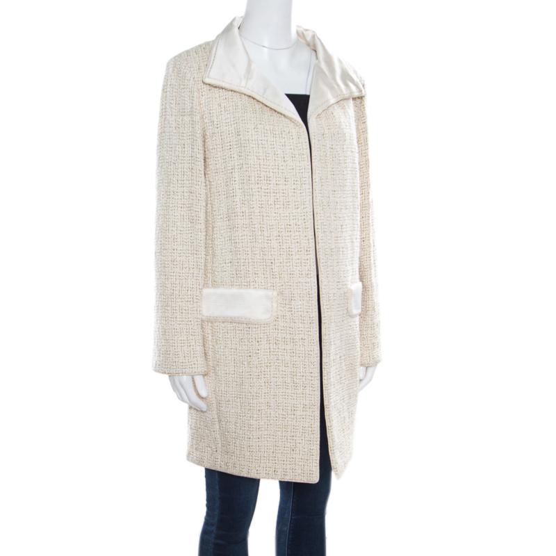 Chanel Cream and Gold Chunky Knit Open Front Coat M In Good Condition In Dubai, Al Qouz 2