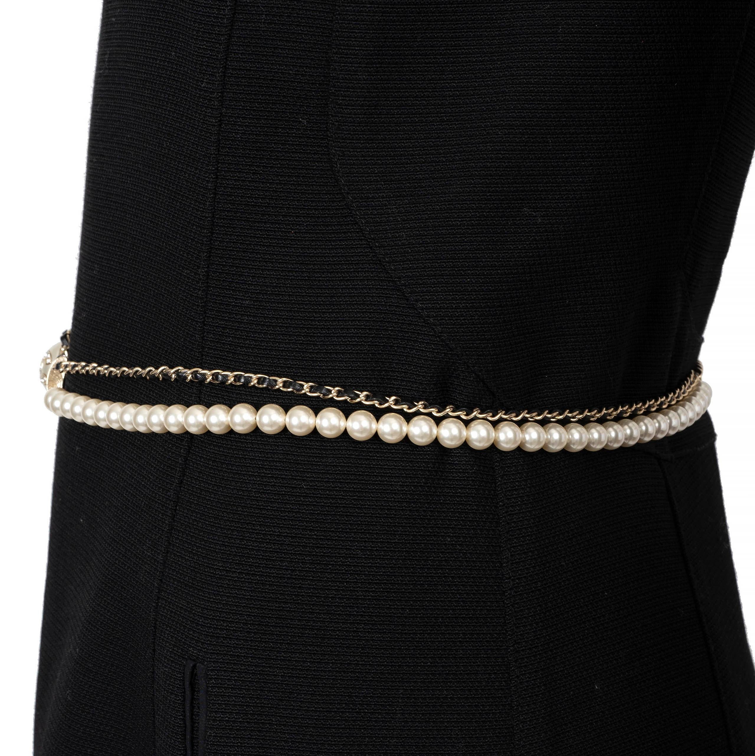 White CHANEL cream & black 21K CRYSTAL CC PEARL & LEATHER CHAIN Belt