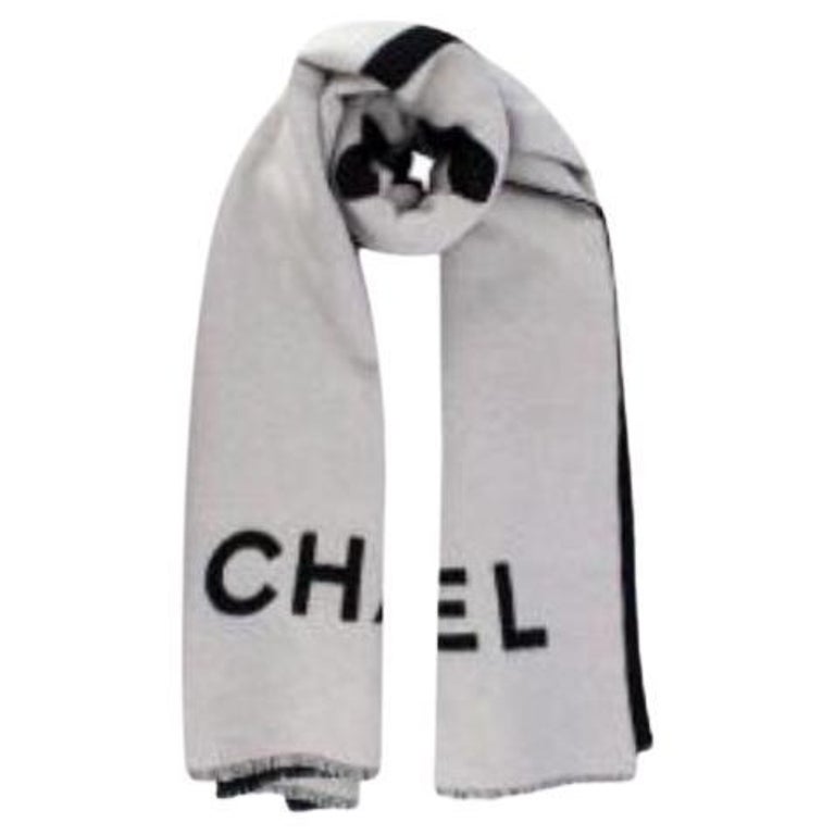 CHANEL CHANEL Scarf wrap stole Cashmere Black White Used Coco