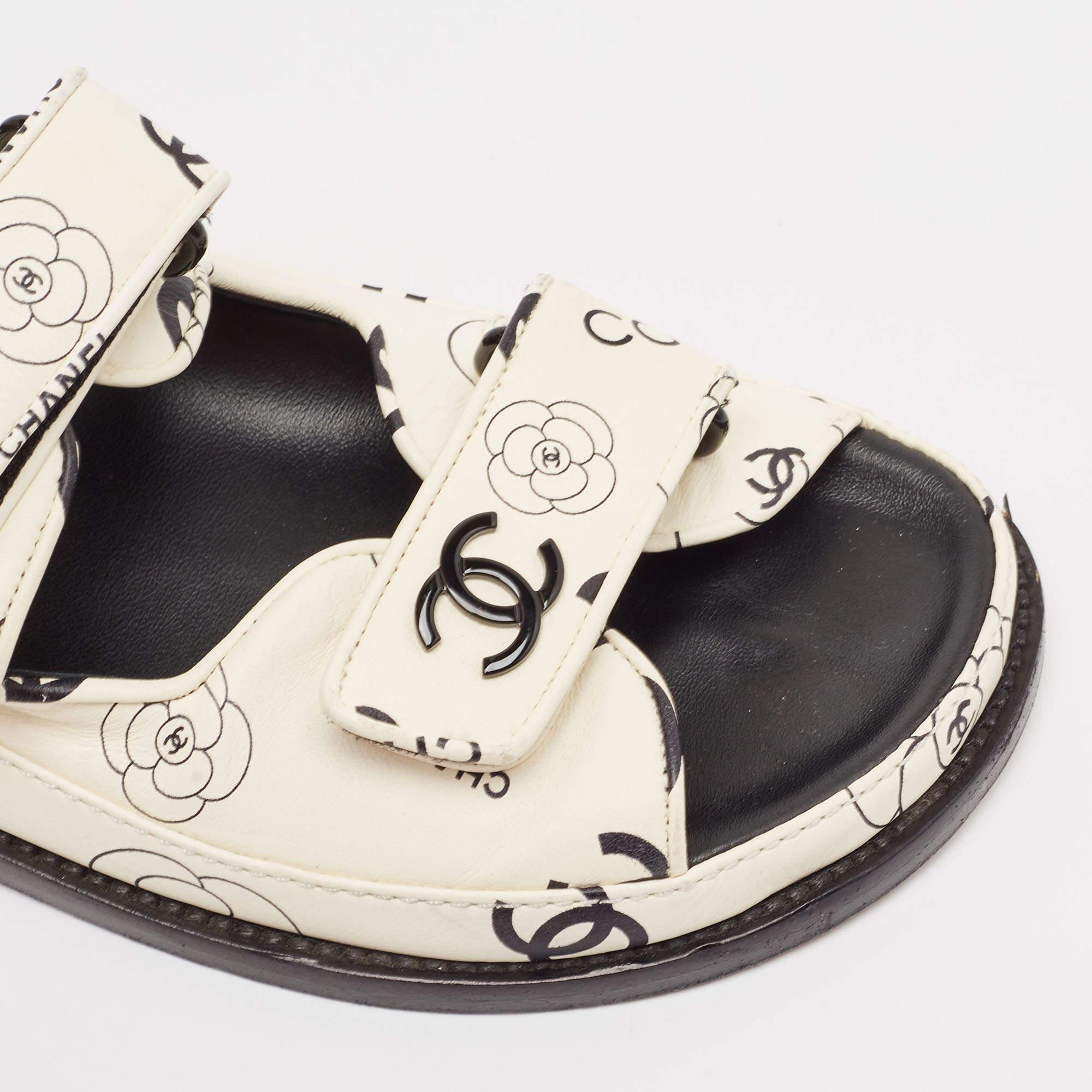 Chanel Cream/Black CC Leather Dad Flat Sandals Size 38 2