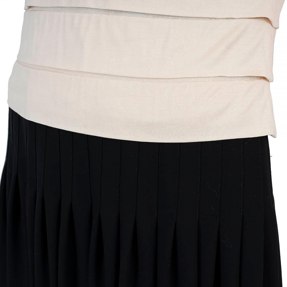 CHANEL cream & black silk & wool 2001 01A PLEATED COLORBLOCK Dress 40 M 2