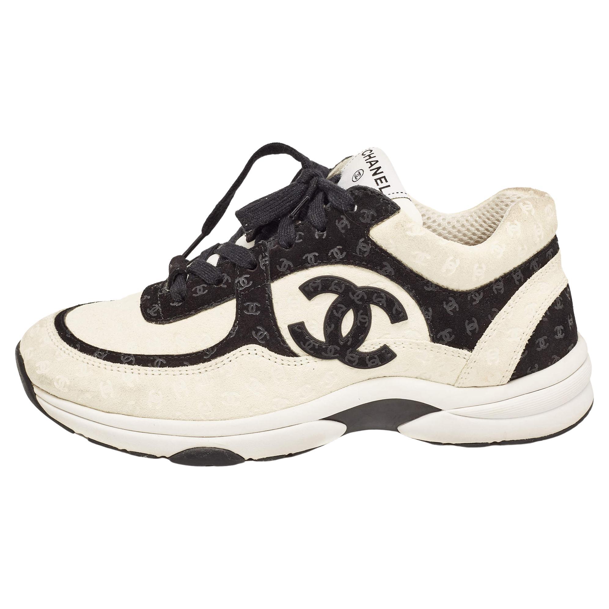 Chanel Cream/Black Suede CC Low Top Sneakers Size 39