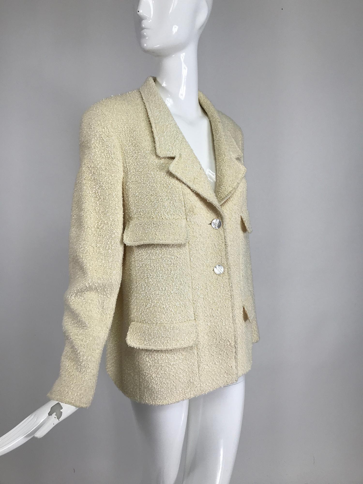Chanel Cream Boucle 4 Pocket Jacket 1998C Mother of Pearl Buttons In Good Condition In West Palm Beach, FL